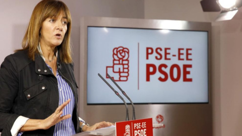 La secretaria general del PSE-EE, Idoia Mendia, durante una rueda de prensa La secretaria general del PSE-EE, Idoia Mendia, durante una rueda de prensa