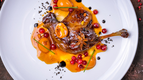 Confit de pato con salsa de naranja. Confit de pato con salsa de naranja.