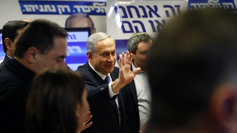 El primer ministro israelí, Benjamin Netanyahu, en un mitin de su partido, el Likud. en Or Yehuda, cerca de Tel Aviv. REUTERS/Baz Ratner El primer ministro israelí, Benjamin Netanyahu, en un mitin de su partido, el Likud. en Or Yehuda, cerca de Tel Aviv. REUTERS/Baz Ratner