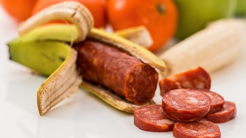 Las carnes procesadas aumentan el riesgo de padecer cáncer de colon. Foto: Pixabay. Las carnes procesadas aumentan el riesgo de padecer cáncer de colon. Foto: Pixabay.