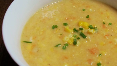 Corn chowder. Foto: tomatoes and friends / Wikimedia commons. Corn chowder.