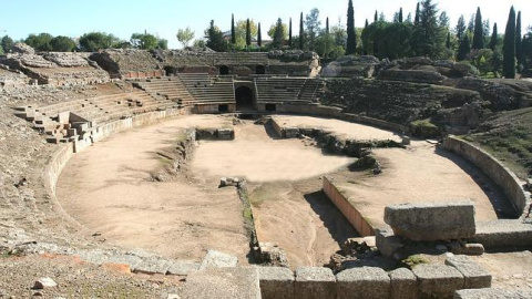 El Anfiteatro Romano de Mérida. El Anfiteatro Romano de Mérida.