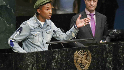 El músico Pharrell Williams en la Asamblea General de la ONU, en el Día Internacional de la Felicidad. EFE El músico Pharrell Williams en la Asamblea General de la ONU, en el Día Internacional de la Felicidad. EFE