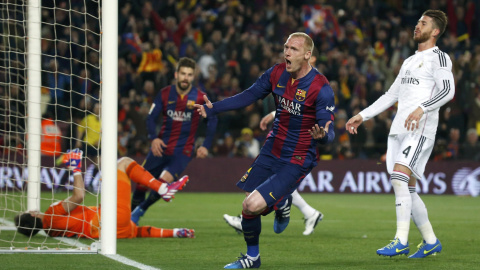 Mathieu celebra su gol al Madrid. REUTERS/Paul Hanna