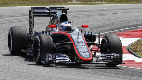 Fernando Alonso, durante los entrenamientos libres. Reuters / Olivia Harris Fernando Alonso, durante los entrenamientos libres. Reuters / Olivia Harris
