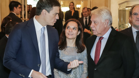 Pedro Sánchez interviene en un desayuno informativo organizado por Nueva Economía Fórum en vísperas del comienzo de la campaña electoral para las elecciones generales del 20-D. EFE Pedro Sánchez interviene en un desayuno informativo organizado por Nueva Economía Fórum en vísperas del comienzo de la campaña electoral para las elecciones generales del 20-D. EFE
