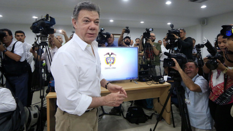 El presidente de Colombia, Juan Manuel Santos, en la rueda de prensa en la que ha anunciado el hallazgo del galeón San José en el caribe colombiano. EFE/RICARDO MALDONADO ROZO