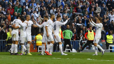El Real Madrid celebra un gol en el partido ante el Getafe. EFE/J.P.GANDUL El Real Madrid celebra un gol en el partido ante el Getafe. EFE/J.P.GANDUL