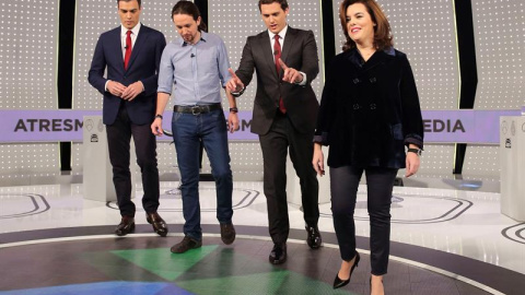 Sáenz de Santamaría, Sánchez, Iglesias y Rivera, antes del debate. EFE/Ballesteros