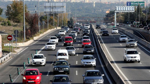 Veintitrés muertos en las carreteras en el puente de la Constitución. /EFE Veintitrés muertos en las carreteras en el puente de la Constitución. /EFE