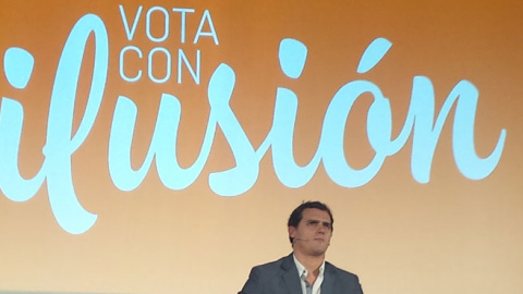 Turno de Albert Rivera en el mitin de Ciudadanos en Alicante. / PAULA DÍAZ Turno de Albert Rivera en el mitin de Ciudadanos en Alicante. / PAULA DÍAZ