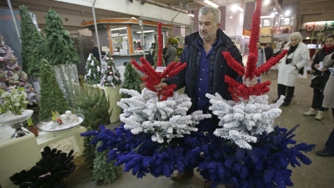 Decoración del famoso mercado de comida navideño internacional de Rungis, París. REUTERS/Philippe Wojazer