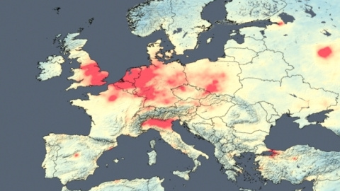 Concentración media de dióxido de nitrógeno en Europa en 2014, obtenida por el satélite Aura. El rojo es el nivel más elevado y el azul el más bajo./ NASA./Goddard Space Flight Center Concentración media de dióxido de nitrógeno en Europa en 2014, obtenida por el satélite Aura. El rojo es el nivel más elevado y el azul el más bajo./ NASA./Goddard Space Flight Center