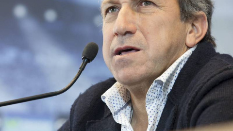 El turrón no corre peligro y algunos como Víctor Muñoz aprovechan para irse de vacaciones a esquiar con la familia. "Así te quitas el fútbol de la cabeza, porque el entrenador es productivo, no para nunca". El turrón no corre peligro y algunos como Víctor Muñoz aprovechan para irse de vacaciones a esquiar con la familia. "Así te quitas el fútbol de la cabeza, porque el entrenador es productivo, no para nunca".