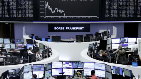 El principal panel informativo de la bolsa de Fráncfort,cuya última sesión del año ha sido el miércoles 30. REUTERS