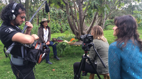 Nelly Velandia, durante el rodaje del documental 'Mujeres al frente, la ley de los más fuertes'. Nelly Velandia, durante el rodaje del documental 'Mujeres al frente, la ley de los más fuertes'.