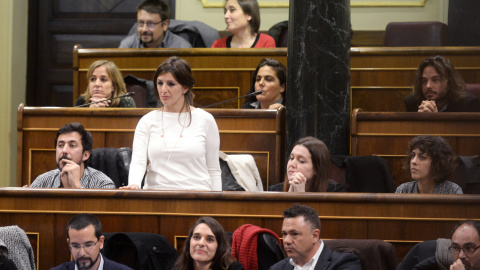La diputada de En Marea, Yolanda Díaz, jura su cargo en el Congreso.-DANI GAGO/PODEMOS La diputada de En Marea, Yolanda Díaz, jura su cargo en el Congreso.-DANI GAGO/PODEMOS