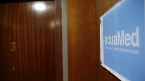 Entrada de las oficianas de la sociedad estatal Acuamed en Valencia. EFE/ Kai Fösterling