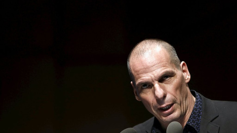 Varoufakis ejerce como profesor de Teoría Económica en la Universidad de Atenas. / REUTERS Varoufakis ejerce como profesor de Teoría Económica en la Universidad de Atenas. / REUTERS