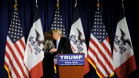 "¿Estáis listos para volver a hacer grande a EEUU?", preguntó Palin a los asistentes.- REUTERS "¿Estáis listos para volver a hacer grande a EEUU?", preguntó Palin a los asistentes.- REUTERS