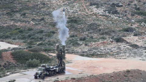 Disparo de prueba del sistema S-300 en la isla de Creta, Grecia. SPUTNIK