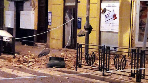 Aspecto de un inmueble de Melilla afectado por el terremoto Aspecto de un inmueble de Melilla afectado por el terremoto
