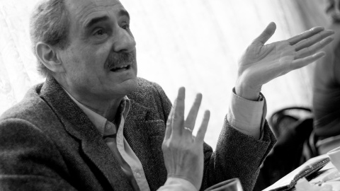 Ángel Cappa, en un momento de la entrevista. REPORTAJE FOTOGRÁFICO: CHRISTIAN GONZÁLEZ Ángel Cappa, en un momento de la entrevista. REPORTAJE FOTOGRÁFICO: CHRISTIAN GONZÁLEZ