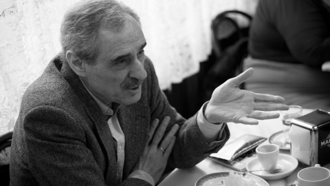 Ángel Cappa, en un momento de la entrevista. REPORTAJE FOTOGRÁFICO: CHRISTIAN GONZÁLEZ Ángel Cappa, en un momento de la entrevista. REPORTAJE FOTOGRÁFICO: CHRISTIAN GONZÁLEZ