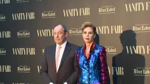 Ágatha Ruiz de la Prada y 'El Chatarrero' se presentan como pareja Ágatha Ruiz de la Prada y 'El Chatarrero' se presentan como pareja