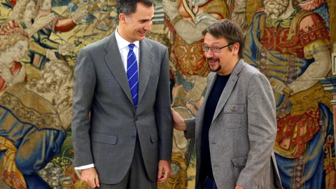 El rey ha recibido este lunes en audiencia en el Palacio de la Zarzuela al portavoz de En Comú Podem, Xavier Domènech. /EFE El rey ha recibido este lunes en audiencia en el Palacio de la Zarzuela al portavoz de En Comú Podem, Xavier Domènech. /EFE
