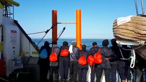 Alegría y espectación entre los migrantes del Aquarius Alegría y espectación entre los migrantes del Aquarius