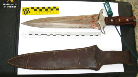 El puñal requisado al detenido.- GUARDIA CIVIL El puñal requisado al detenido.- GUARDIA CIVIL
