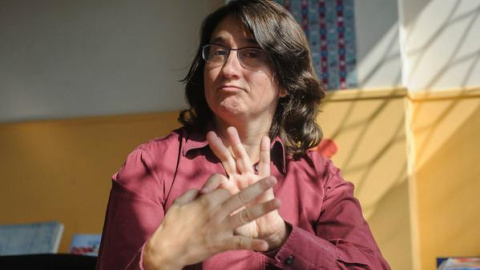Henar Pascual, cabeza de lista de Ciudadanos por Bizkaia, habla en lengua de signos.- CIUDADANOS Henar Pascual, cabeza de lista de Ciudadanos por Bizkaia, habla en lengua de signos.- CIUDADANOS