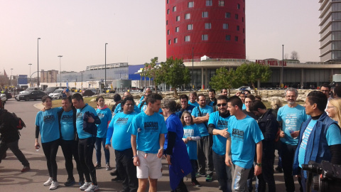 Parte de el Correscales, iniciativa surgida de los antiguos huelguistas de Movistar, llega a la meta. MARC FONT