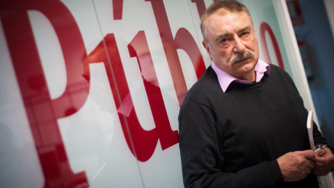 Ramonet, tras concluir la entrevista. - CHRISTIAN GONZÁLEZ Ramonet, tras concluir la entrevista. - CHRISTIAN GONZÁLEZ