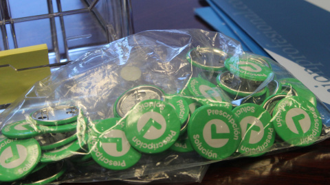 "Prescripción-Solución". El mensaje que recogen las chapas reivindicativas del Consejo General de Enfermería. D.N. "Prescripción-Solución". El mensaje que recogen las chapas reivindicativas del Consejo General de Enfermería. D.N.