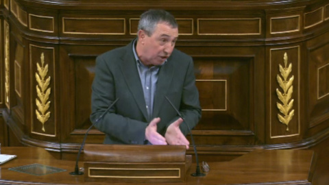 Baldoví, en representación el Grupo Mixto, durante su intervención durante la segunda votación de la investidura del candidato socialista. Baldoví, en representación el Grupo Mixto, durante su intervención durante la segunda votación de la investidura del candidato socialista.