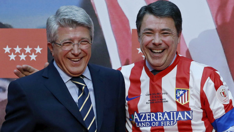 Fotografía de mayo de 2013 del expresidente de la Comunidad de Madrid, Ignacio González, junto al presidente del Atlético de Madrid, Enrique Cerezo, que han sido citados a declarar por la titular del juzgado de instrucción número 5 de Estep Fotografía de mayo de 2013 del expresidente de la Comunidad de Madrid, Ignacio González, junto al presidente del Atlético de Madrid, Enrique Cerezo, que han sido citados a declarar por la titular del juzgado de instrucción número 5 de Estep
