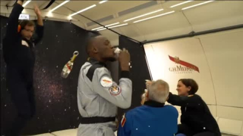 Usain Bolt corre en gravedad cero Usain Bolt corre en gravedad cero