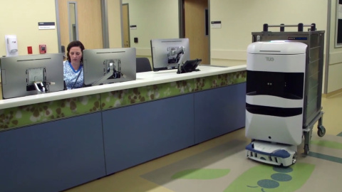 Tug3: Carro robotizado en un hospital. /AETHON