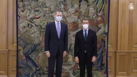 El rey recibe en Zarzuela a Feijóo El rey recibe en Zarzuela a Feijóo