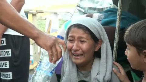 Un incendio eleva la tensión en un campo de refugiados griego Un incendio eleva la tensión en un campo de refugiados griego