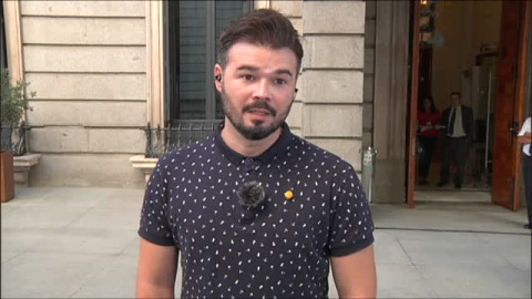 Rufián sobre el interrogatorio a Aznar: "Nosotros no estamos para dar masajes" Rufián sobre el interrogatorio a Aznar: "Nosotros no estamos para dar masajes"