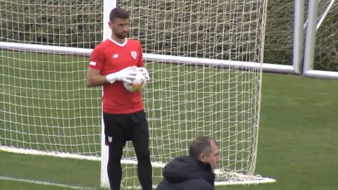 El Athletic entrena duro para enfrentarse al Atlético de Madrid El Athletic entrena duro para enfrentarse al Atlético de Madrid