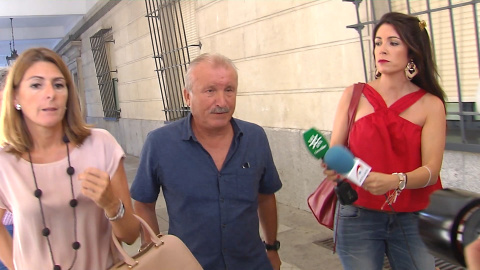 Celador de Valme declara que intentó abrir la puerta del ascensor Celador de Valme declara que intentó abrir la puerta del ascensor