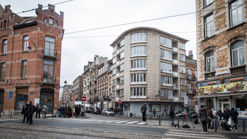 Imagen del apartamento donde la policía belga encontró explosivos que podrían pertenecer a los terroristas del aeropuerto de Zaventem. AFP/Aurore Belot Imagen del apartamento donde la policía belga encontró explosivos que podrían pertenecer a los terroristas del aeropuerto de Zaventem. AFP/Aurore Belot