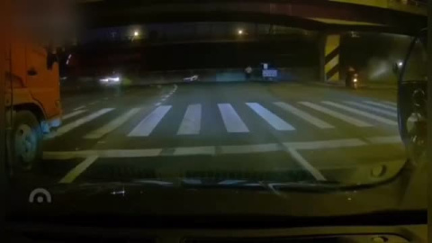 Al menos tres fallecidos tras el derrumbe de un puente en China Al menos tres fallecidos tras el derrumbe de un puente en China