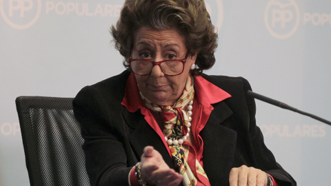 La exalcaldesa de Valencia y senadora del PP, Rita Barberá, en su rueda de prensa en la sede del partido. REUTERS/Heino Kalis La exalcaldesa de Valencia y senadora del PP, Rita Barberá, en su rueda de prensa en la sede del partido. REUTERS/Heino Kalis