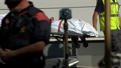 Los Mossos consideran que el ataque a la comisaría de Cornellà es un atentado terrorista aislado Los Mossos consideran que el ataque a la comisaría de Cornellà es un atentado terrorista aislado