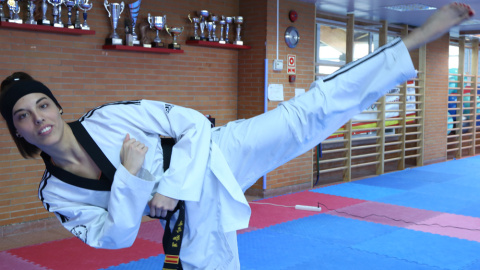 La taekwondista Eva Calvo posa durante su entrevista con 'Público'. /PÚBLICO La taekwondista Eva Calvo posa durante su entrevista con 'Público'. /PÚBLICO